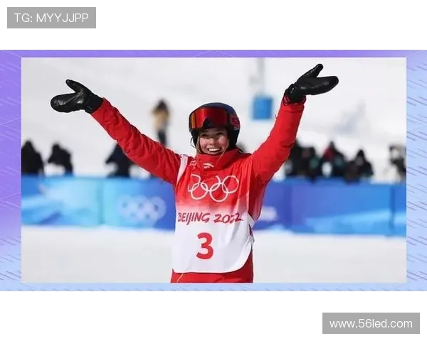 谷爱凌摘银格雷莫德卫冕坡障赛