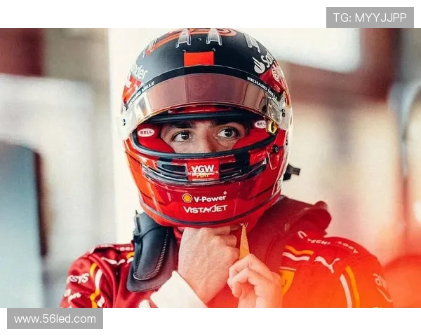 阿尔瓦雷斯携手科拉平托共演消炎药广告 阿尔瓦雷斯携手科拉平托共演消炎药广告