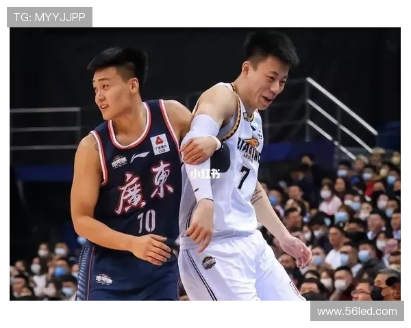 赵睿赛后暖心互动致敬老友瞬间